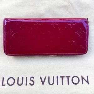 💯Authentic Louis Vuitton Monogram Vernis wallet zip around